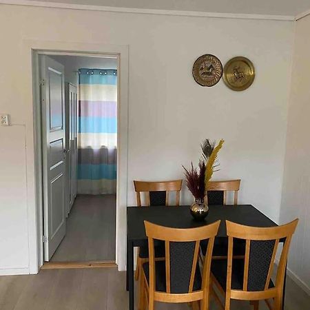 Lovely 2 Bedroom Apartmen With Free Parking เบอร์เกน ภายนอก รูปภาพ
